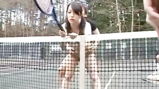 テニス部女子たちが練習しているところを時間止めをくらいレイプされちゃいました