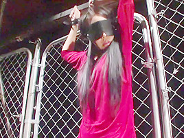 拘束、目隠し、調教の企画女優動画イメージ