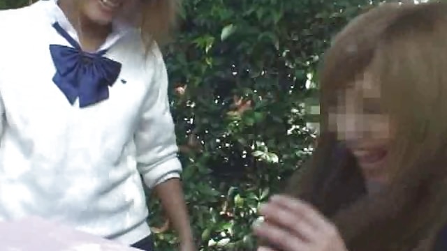 その他フェチ、制服、手コキの素人動画イメージ