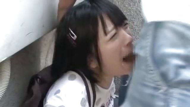 イラマチオ、ロリ、黒髪の企画女優動画イメージ