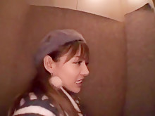 フェラ、手コキ、野外のRio動画イメージ