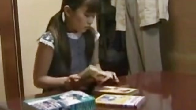 制服、熟女、近親相姦の企画女優動画イメージ