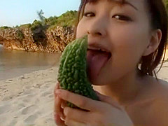 オナニー、美少女、野外の周防ゆきこ動画イメージ