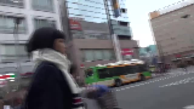 ショートカット、ロリ、女子校生の広瀬うみ動画イメージ