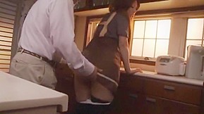 フェラ、巨乳、色白の佐山愛動画イメージ