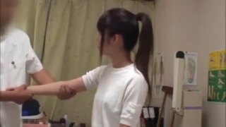 フェラ、マッサージ、女子校生の素人動画イメージ
