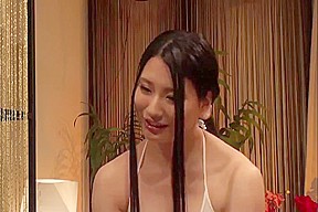 マッサージ、巨乳、騎乗位の企画女優動画イメージ