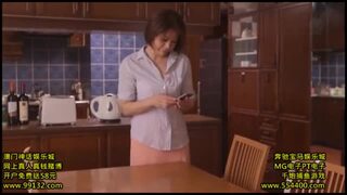 巨乳、熟女、色白の企画女優動画イメージ